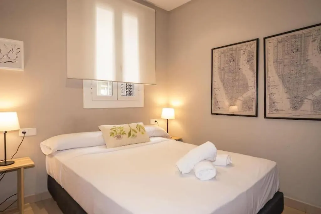 Bebarceloner Gracia Apartments- 1 Bedroom شقة